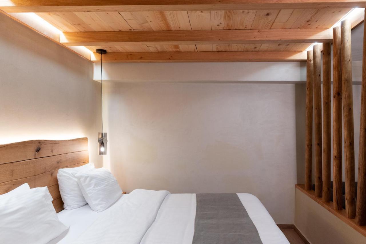 Theros By Agora Luxury Apartments In The Heart Of Heraklion Ngoại thất bức ảnh