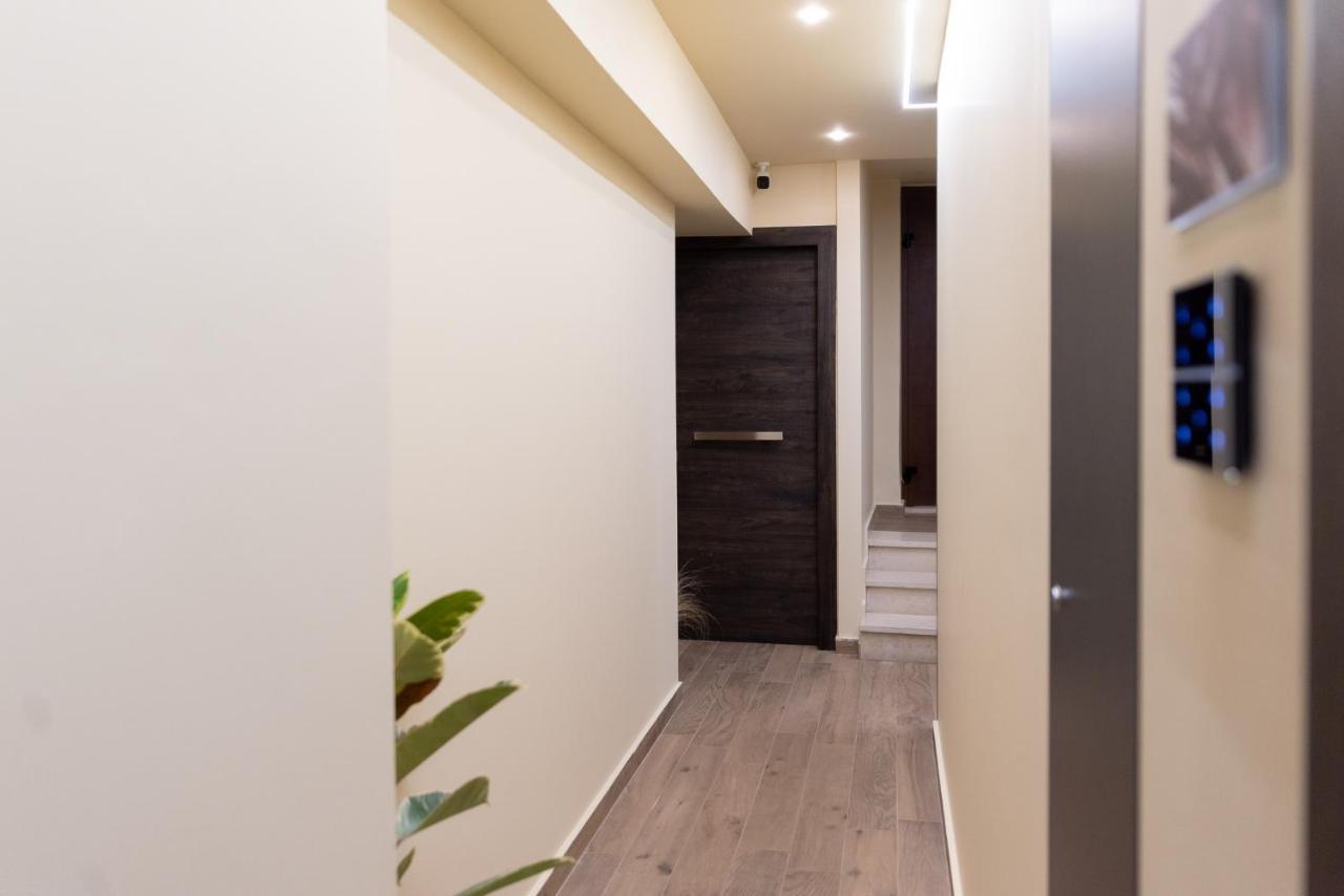 Theros By Agora Luxury Apartments In The Heart Of Heraklion Ngoại thất bức ảnh